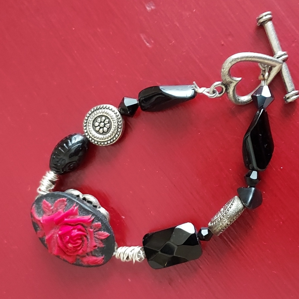 Handmade Rose and Black Bracelet